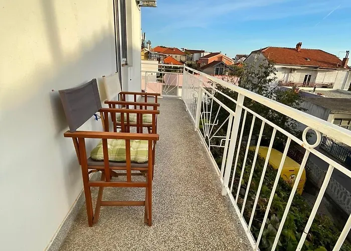 Modern Iva With Balcony, Free Parking & Wi-fi, Zadar