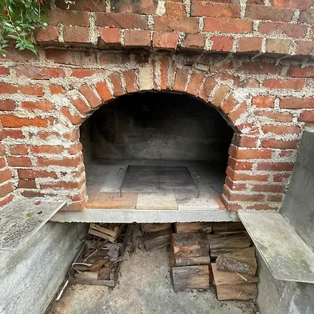 Modern Iva With Balcony, Free Parking & Wi-fi, *