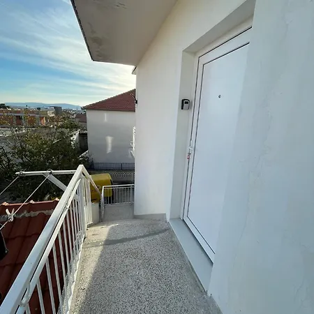 Modern Iva With Balcony, Free Parking & Wi-fi, Zadar