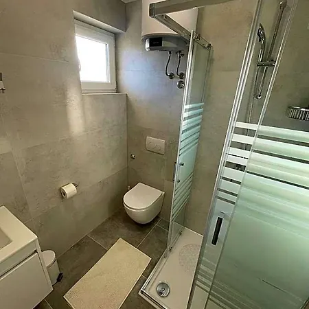 Modern Iva With Balcony, Free Parking & Wi-fi, Daire *